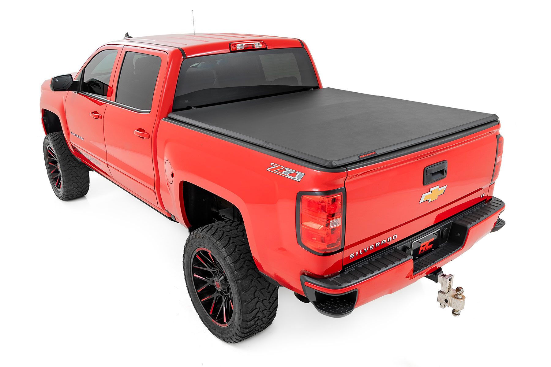 Soft Tri-Fold Bed Cover | Chevy/GMC 1500 (2014-2018)