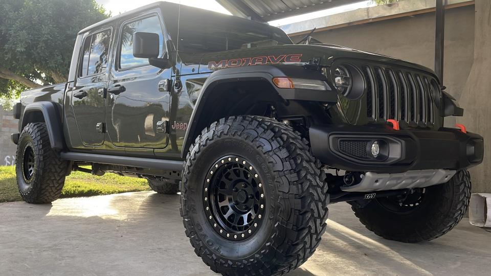 4.5 Inch Lifted 2021 Jeep Gladiator JT 4WD
