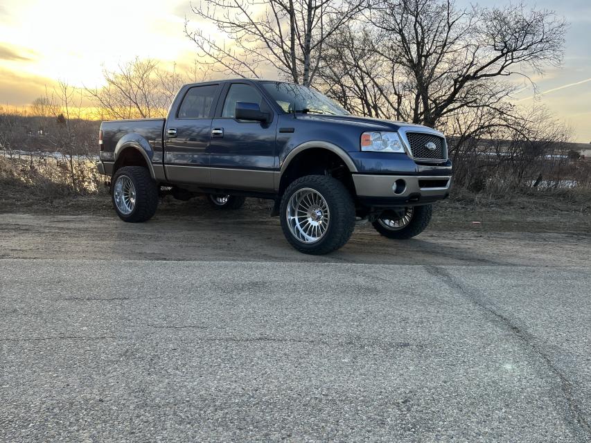 6 Inch Lifted 2006 Ford F-150 4WD