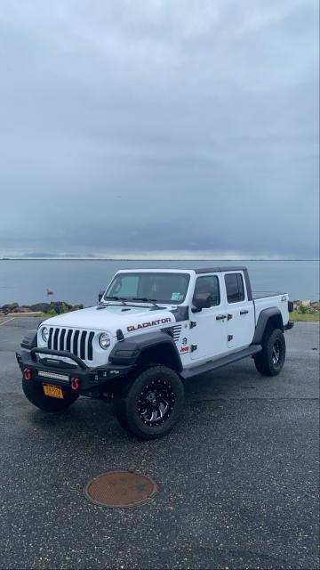3.5 Inch Lifted 2020 Jeep Gladiator JT 4WD