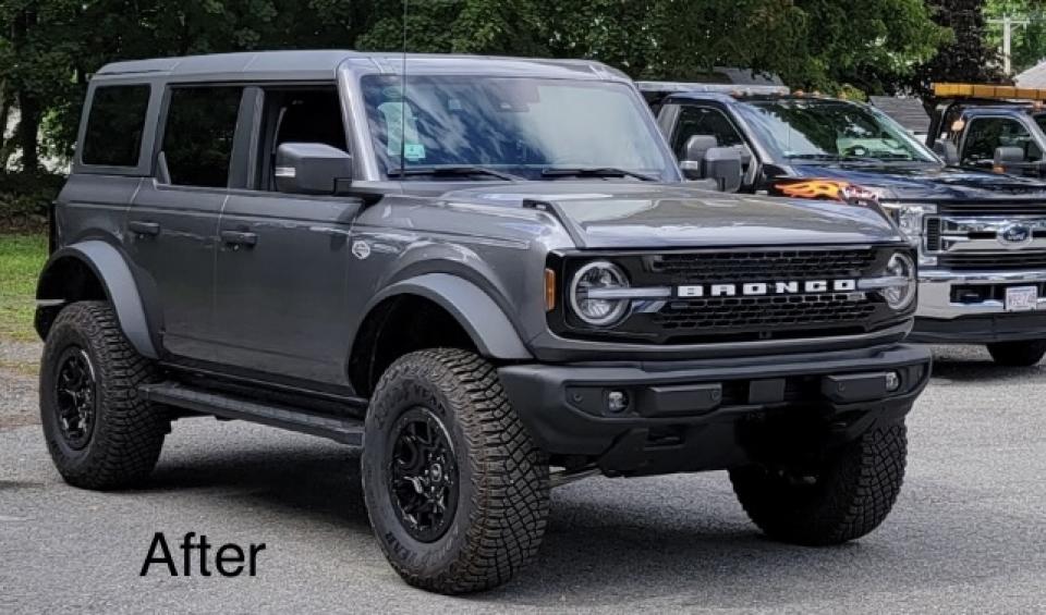 2.5 inch Lifted 2022 Ford Bronco 4WD