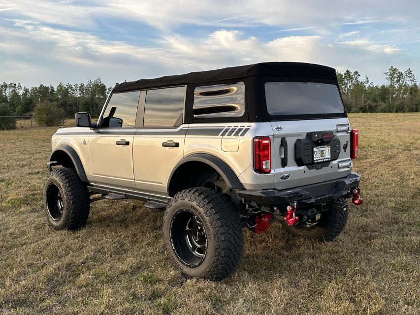 7.5 Inch Lifted 2022 Ford Bronco 4WD