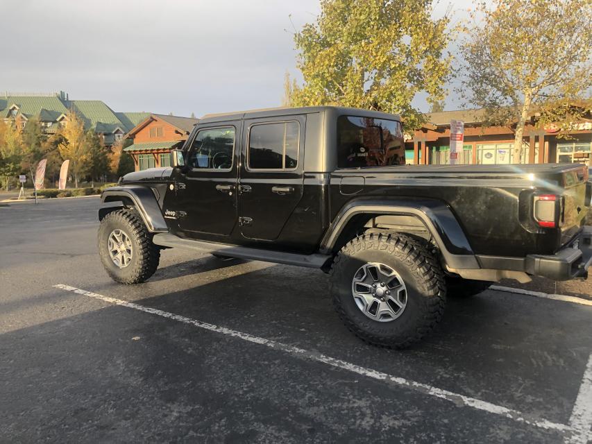 3.5 Inch Lifted 2020 Jeep Gladiator JT 4WD