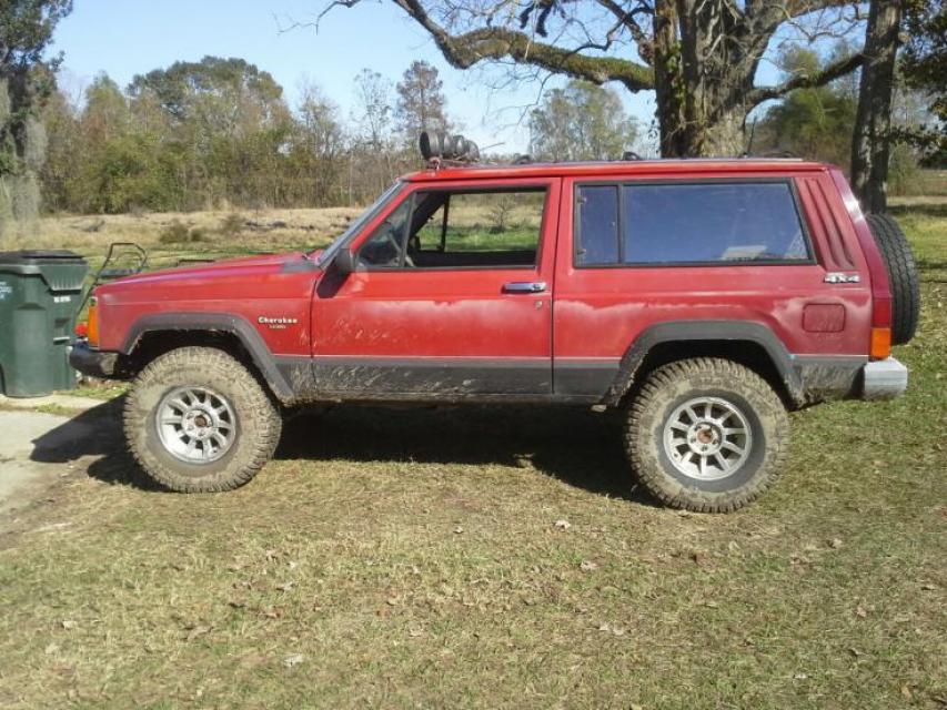 3 Inch Lifted 1989 Jeep Cherokee XJ 4WD