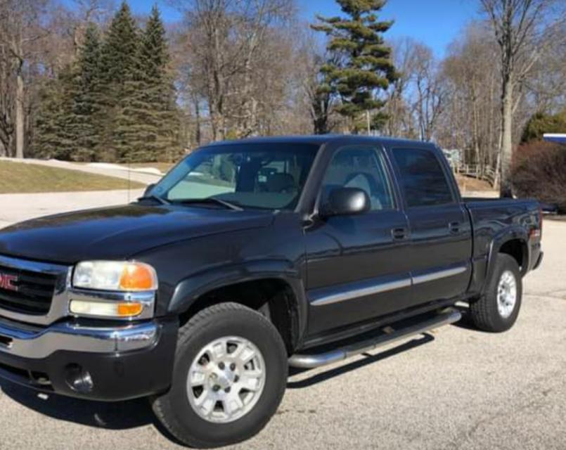 2.5 inch Lifted 2005 GMC Sierra 1500 4WD