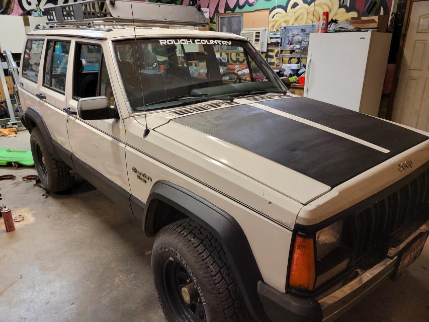 1.5 inch Lifted 1989 Jeep Cherokee XJ 4WD