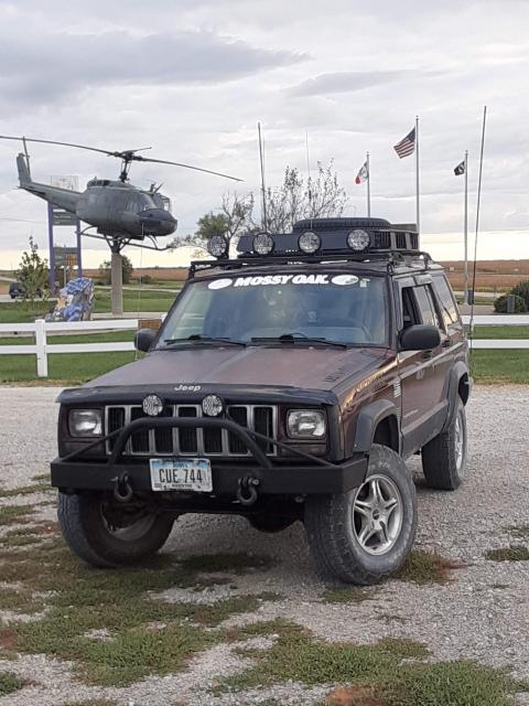 3 Inch Lifted 2001 Jeep Cherokee XJ 4WD