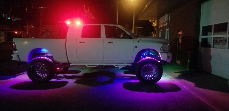 7.5 Inch Lifted 2014 Ram 2500 4WD