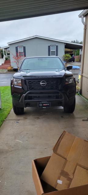 2.5 inch Lifted 2022 Nissan Frontier 4WD