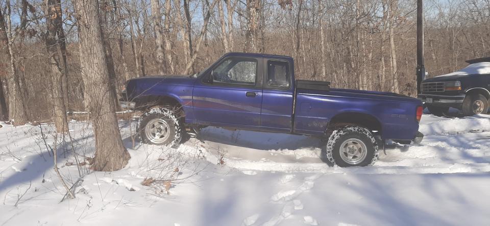 4 Inch Lifted 1996 Mazda B2300 2WD
