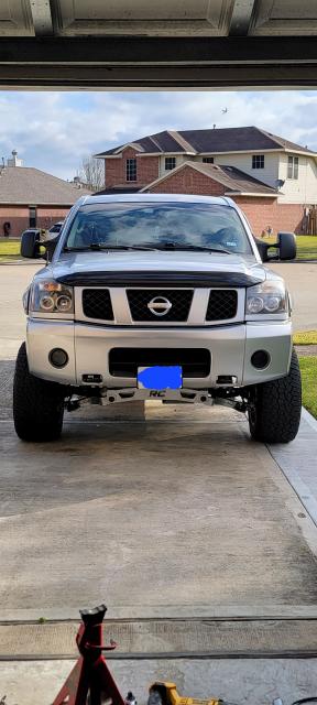 6 Inch Lifted 2004 Nissan Titan 4WD