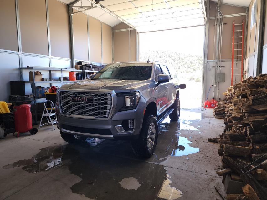 6 Inch Lifted 2021 GMC Yukon XL 1500 4WD