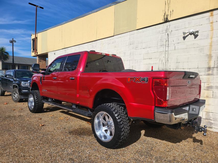 4.5 Inch Lifted 2021 Ford F-250 Super Duty 4WD