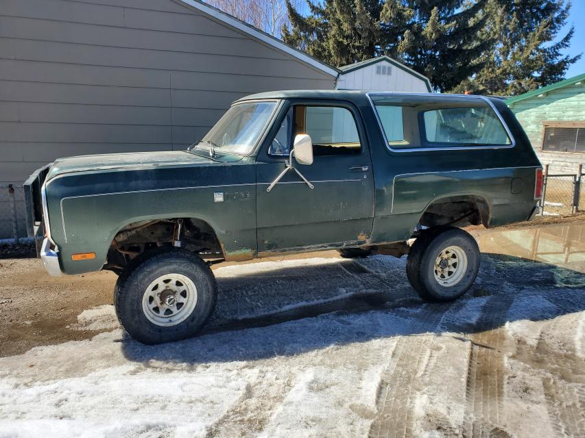 4 Inch Lifted 1982 Dodge Ramcharger 4WD