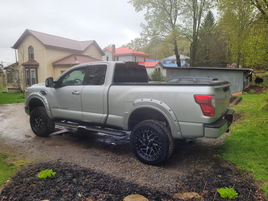 3 Inch Lifted 2018 Nissan Titan XD 4WD