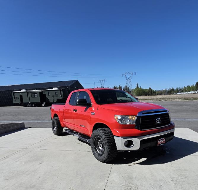 2 inch Lifted 2010 Toyota Tundra 4WD