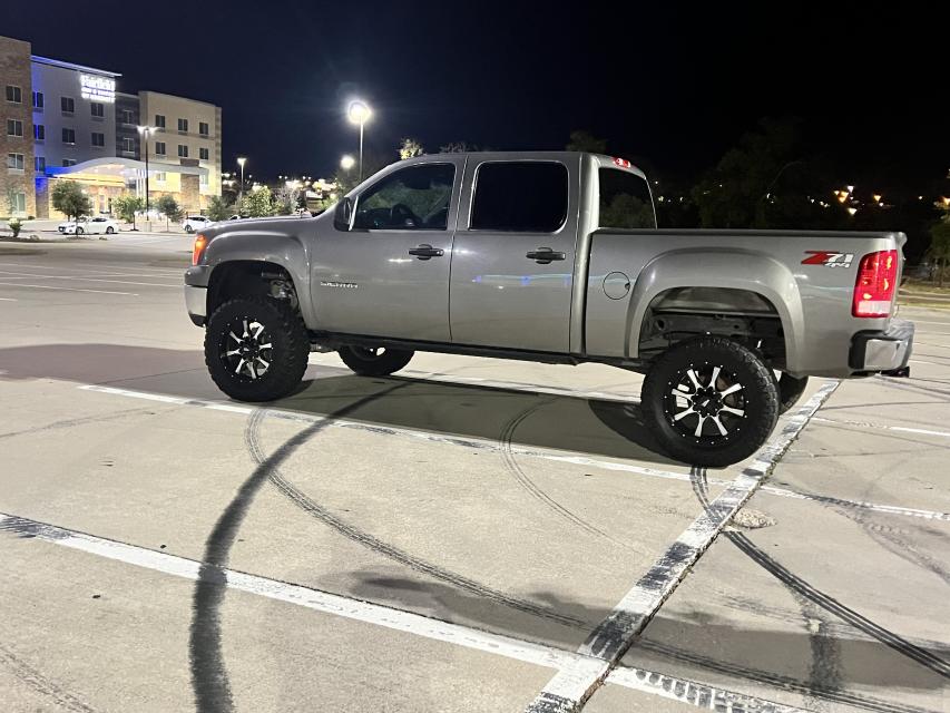 7.5 Inch Lifted 2012 GMC Sierra 1500 4WD