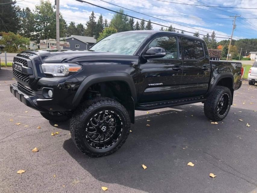 6 Inch Lifted 2017 Toyota Tacoma 4WD