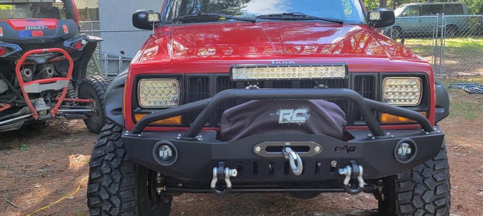 6 Inch Lifted 2001 Jeep Cherokee XJ 4WD