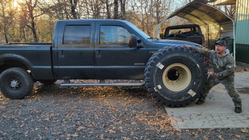 7.5 Inch Lifted 2004 Ford F-250 Super Duty 4WD