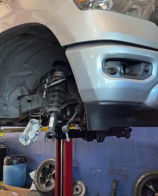 7.5 Inch Lifted 2021 Ram 1500 2WD