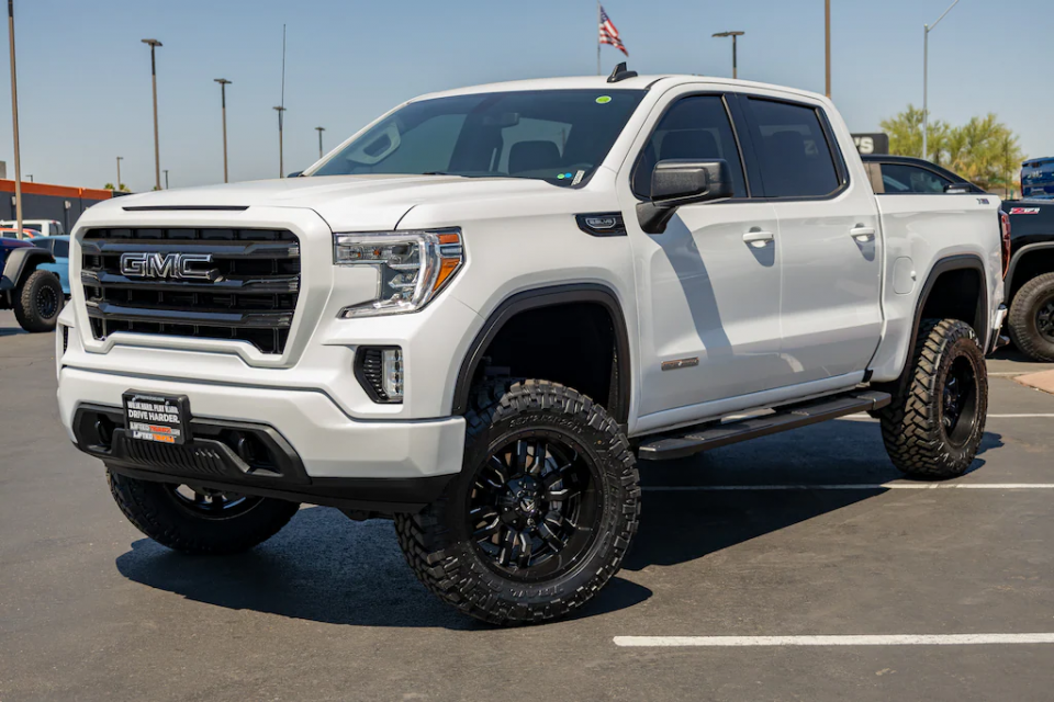 6 Inch Lifted 2021 GMC Sierra 1500 4WD