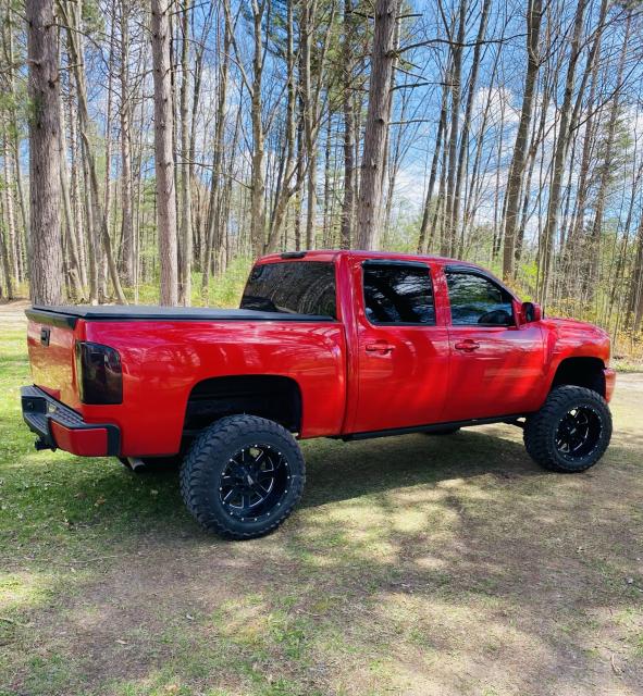 7.5 Inch Lifted 2011 Chevy Silverado 1500 4WD