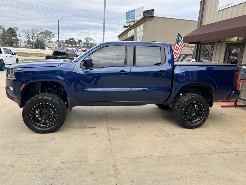 6 Inch Lifted 2022 Nissan Frontier 4WD