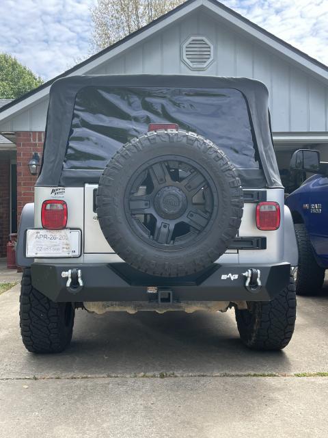 2.5 inch Lifted 2005 Jeep Wrangler TJ 4WD