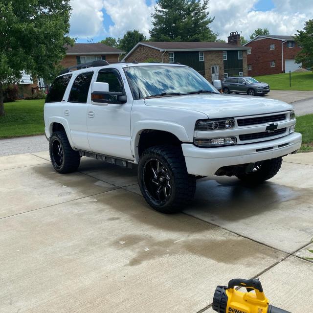 2 inch Lifted 2004 Chevy Tahoe 4WD