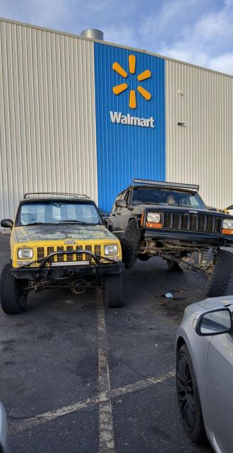 4.5 Inch Lifted 2000 Jeep Cherokee XJ 4WD