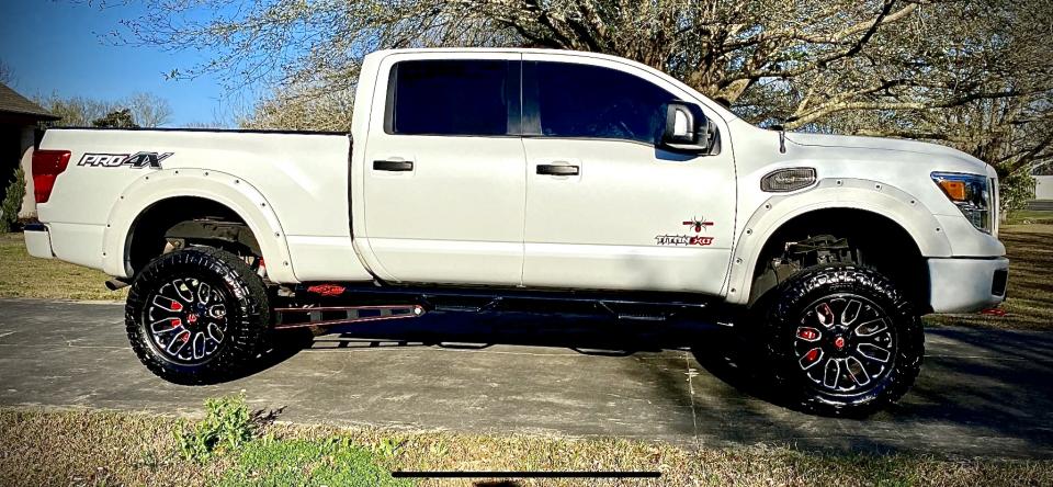 6 Inch Lifted 2017 Nissan Titan XD 4WD