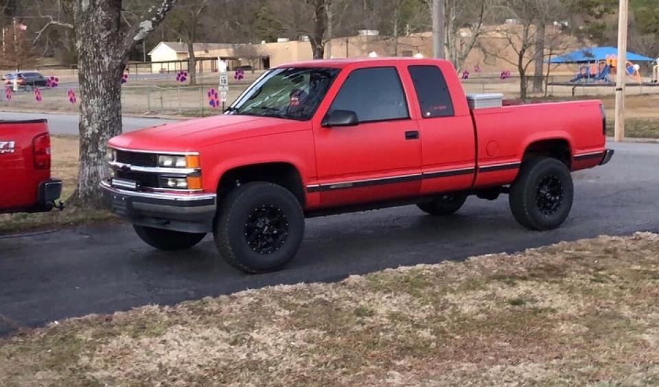 3 Inch Lifted 1995 Chevy C1500/K1500 Pickup 4WD