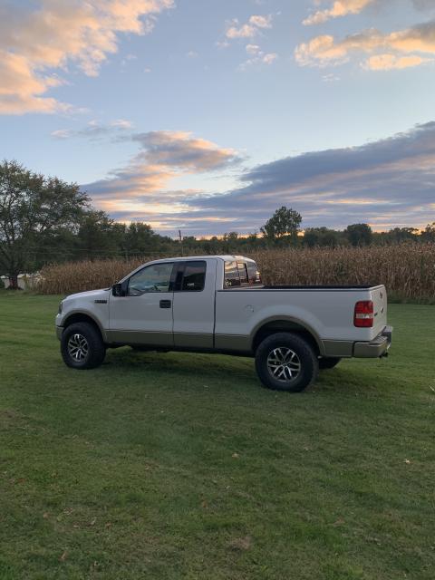 2 inch Lifted 2004 Ford F-150 4WD