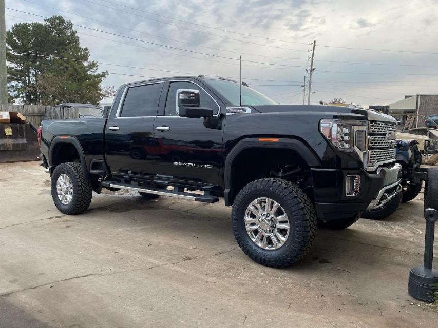 7 Inch Lifted 2021 GMC Sierra 2500 HD 4WD