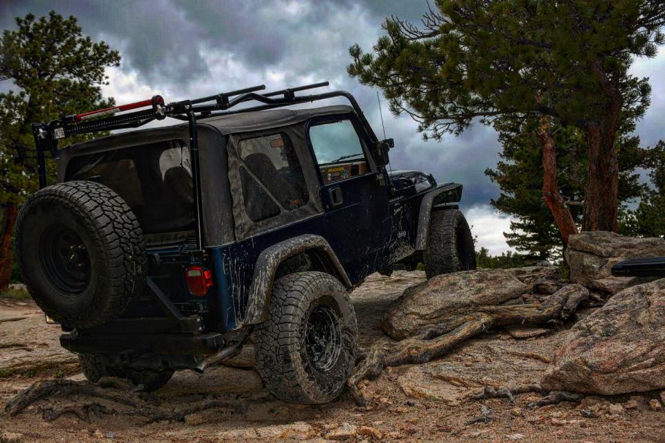2.5 inch Lifted 2001 Jeep Wrangler TJ 4WD