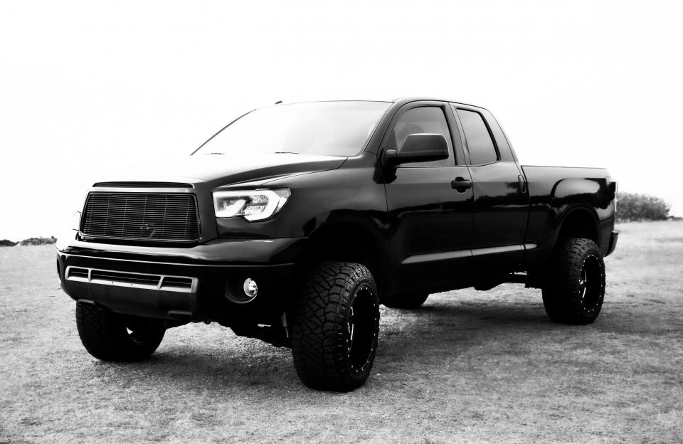 4.5 Inch Lifted 2010 Toyota Tundra 4WD