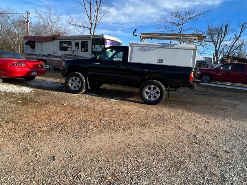 2.5 inch Lifted 1995 Toyota Tacoma 4WD