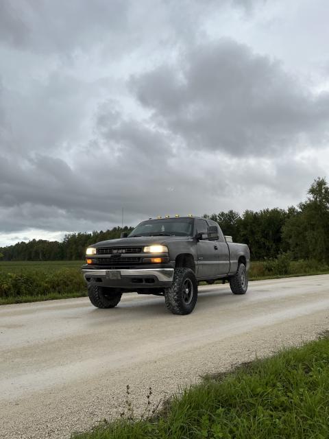 6 Inch Lifted 1999 Chevy Silverado 1500 4WD