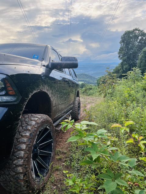 4 Inch Lifted 2014 Ram 1500 4WD
