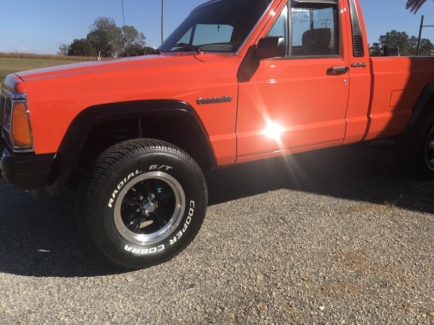 3 Inch Lifted 1990 Jeep Comanche MJ 4WD