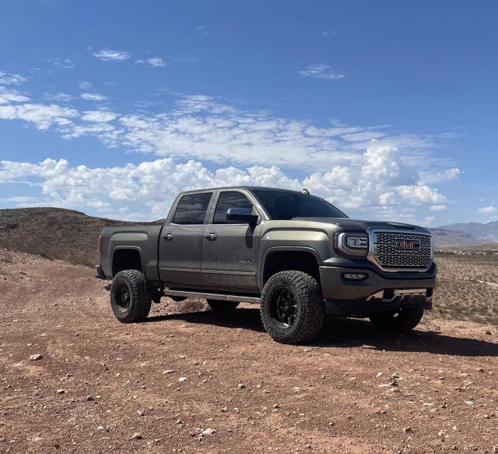 5 Inch Lifted 2018 GMC Sierra 1500 4WD