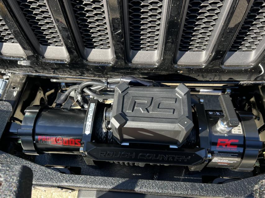 1.5 inch Lifted 2023 Jeep Wrangler JL Unlimited 4WD