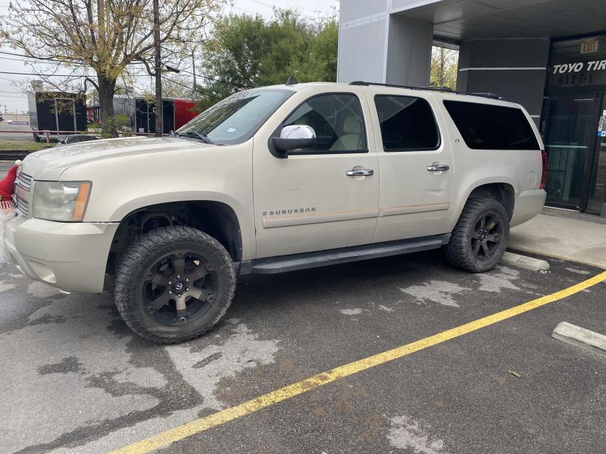 3.5 Inch Lifted 2007 Chevy Suburban 1500 2WD