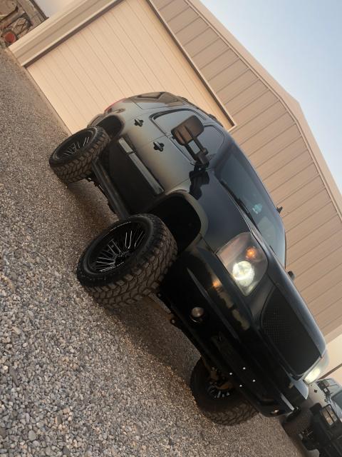 7.5 Inch Lifted 2008 GMC Yukon 2WD