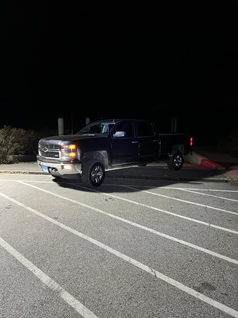 1 inch Lifted 2014 Chevy Silverado 1500 4WD