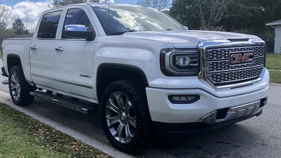 2.5 inch Lifted 2018 GMC Sierra 1500 4WD