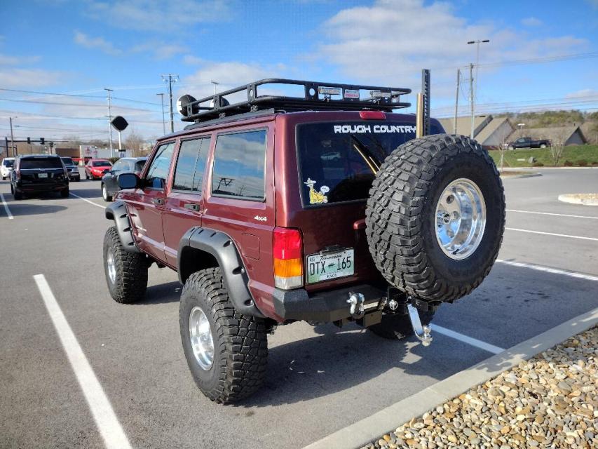 6 Inch Lifted 2001 Jeep Cherokee XJ 4WD