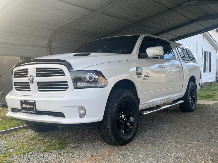 2 inch Lifted 2017 Ram 1500 4WD