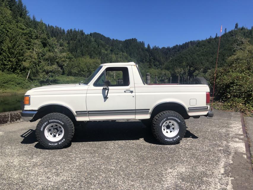 4 Inch Lifted 1987 Ford Bronco 4WD